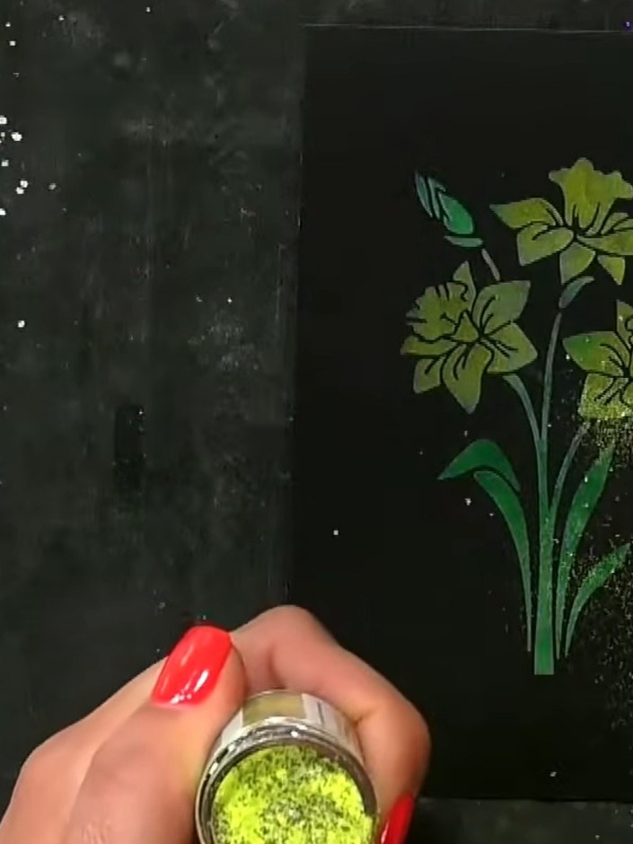 Narciso en capas con tintas pigmentadas sobre cartulina negra - the finished project