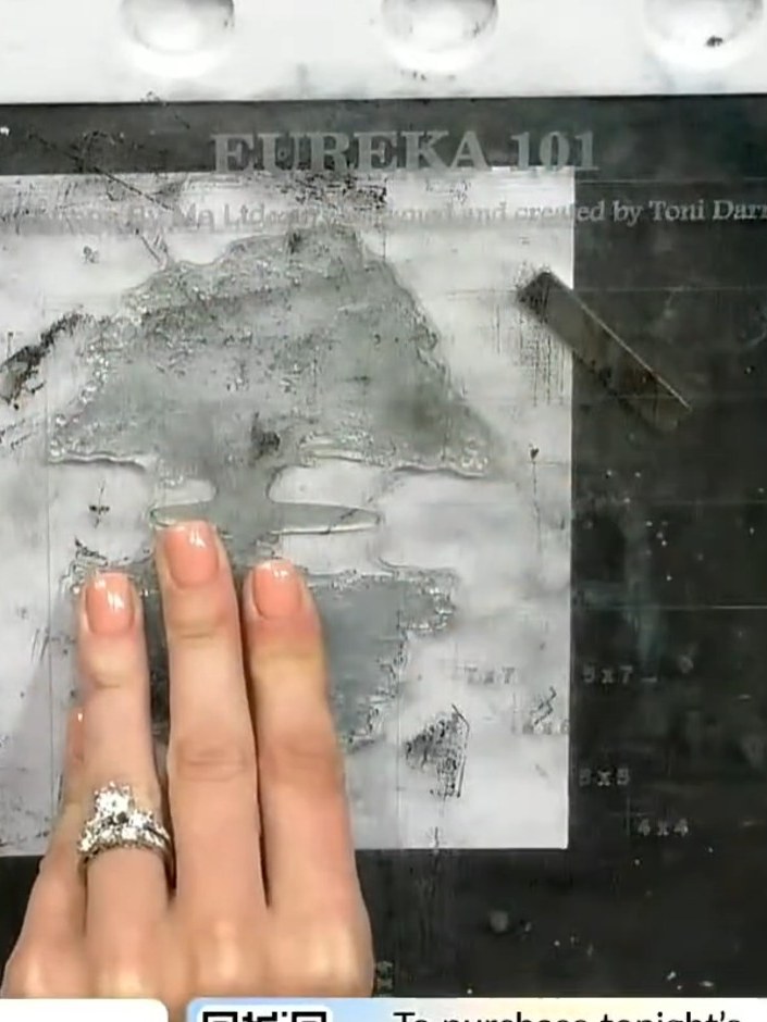 Step 3: Stamp the tree image a second time over the first impression to ensure you've captured all the detail and have