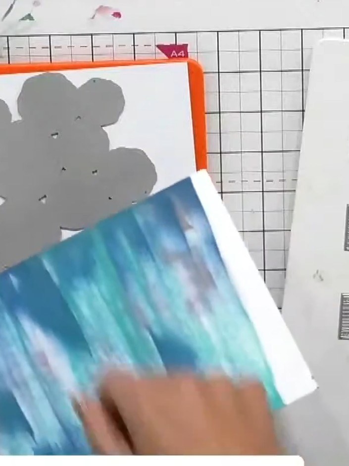 Step 2: Swatch your ink pads across the cut oak slices to create a weathered wood appearance. Use teal, woody, or rust