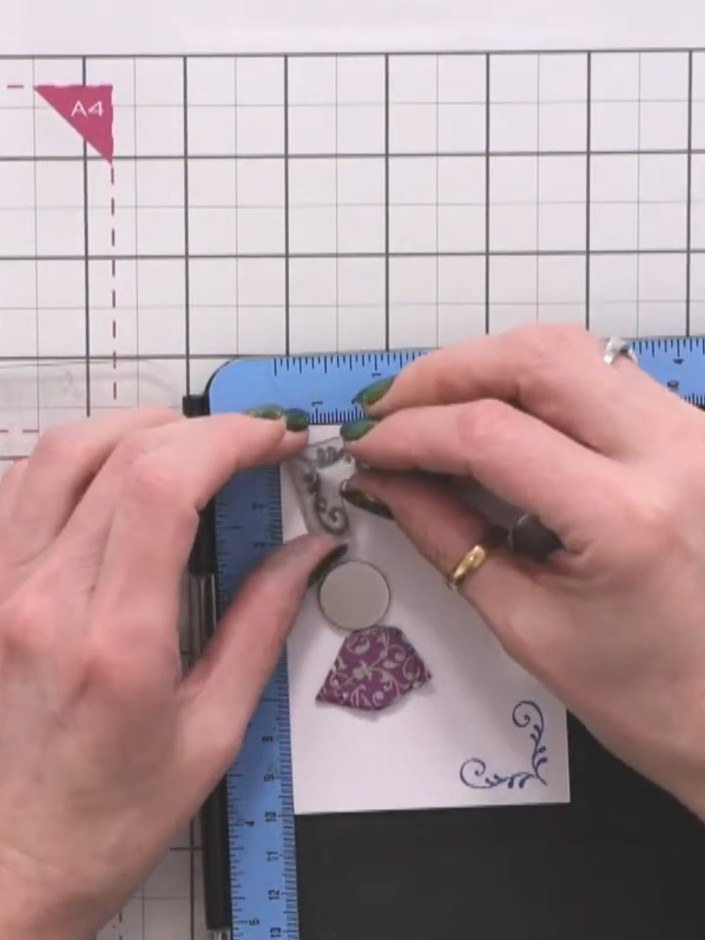 Step 7: Use a water brush from the greasing set to blend the grounding colour, creating a soft watercoloured effect.
