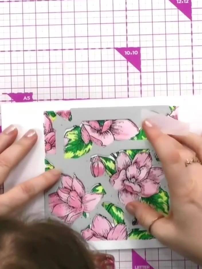 Step 8: Die-cut the stencilled and stamped piece using the coordinating die. This will cut out the central floral elem