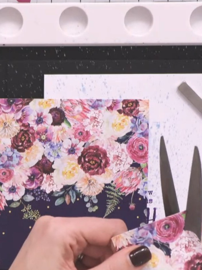 Passo 5: Continue fussy cutting the second floral paper element, cutting further into the design where the flower patte