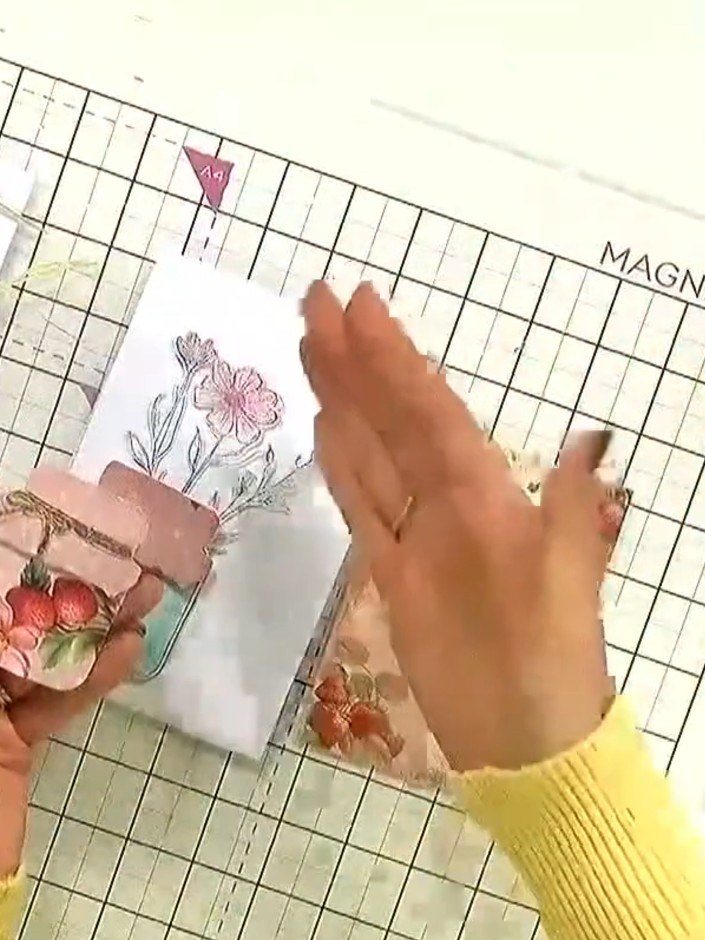 Step 8: Step back and admire your finished handmade mason jar card with its beautiful watercolour background and flora