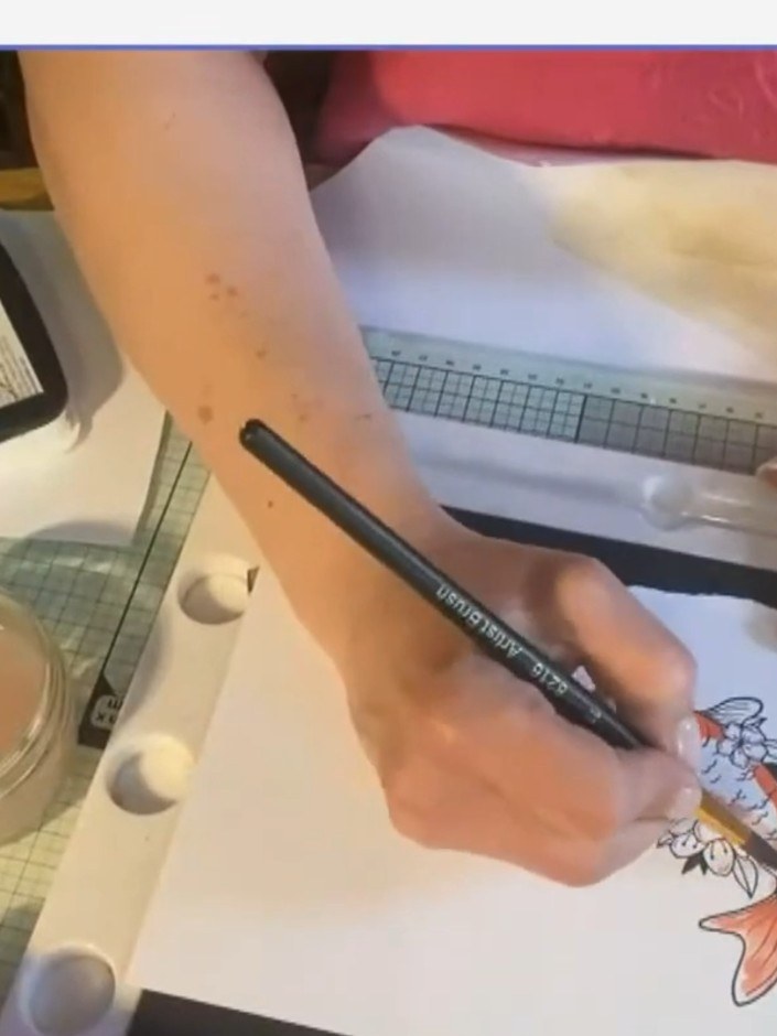 Step 8: Colour the fish using Hemi paints, starting with lighter tones. Build up the colour gradually, then add depth 