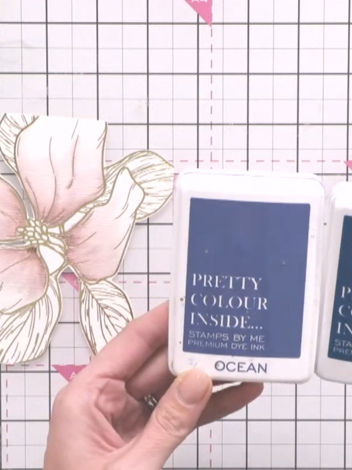Step 6: Mix two complementary ink colours together, such as Ocean and Tiffany, to create a custom shade that coordinat