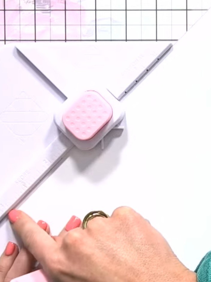 Step 1: Cut a piece of card stock to 9½ by 9½ inches for a 5×7 envelope.