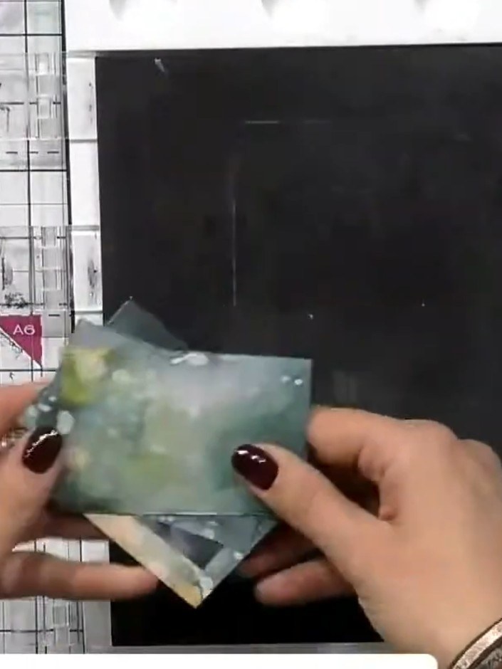 Step 5: Apply ink to the second panel to create the reflection effect. Work the ink to create a darker tone at the top