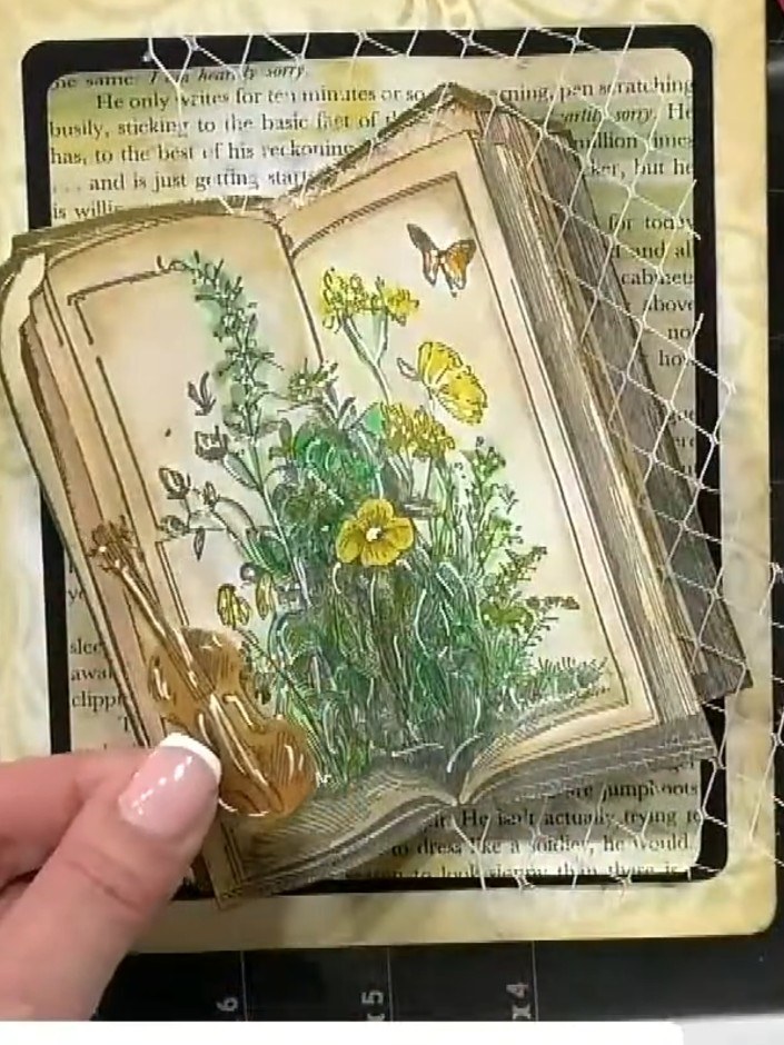 Layering-Buchkarte mit dem Storyteller Stempel - the finished project