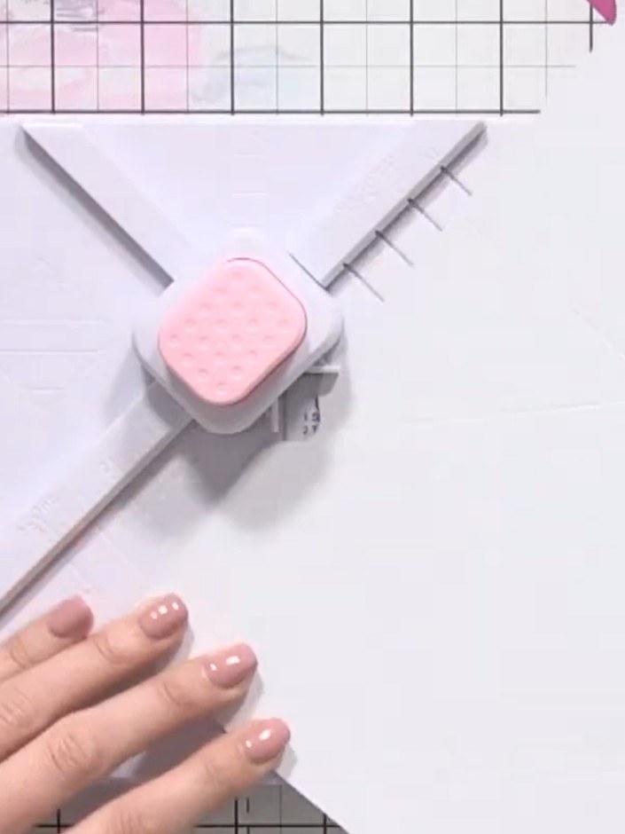 Step 9: Fold up the remaining side pieces of the box. Hook the tabs together to complete the box assembly without usin