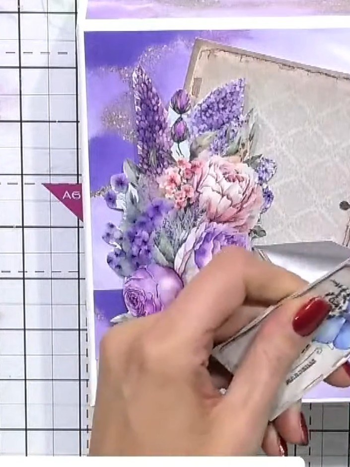 Step 5: Cut a contrasting paper panel and adhere it to the box to break up the colour scheme. Position the panel on th