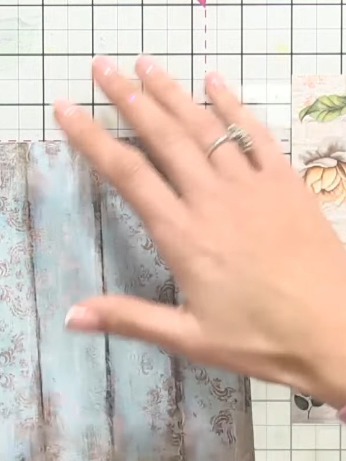 Step 1: Select a decorative mount from the Wishful Charm collection. Choose one with fussy-cut floral elements that yo