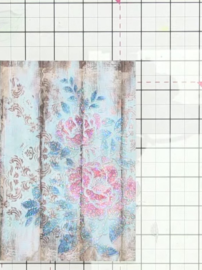 Wishful Charm Passepartout mit Schablonenblüte und Glitzerpaste - the finished project