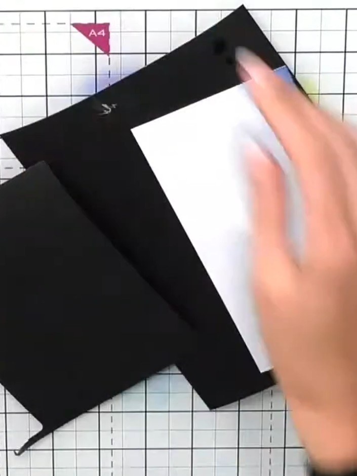 Step 4: Run the embossing folder with your card inside through your die-cutting machine according to the manufacturer'