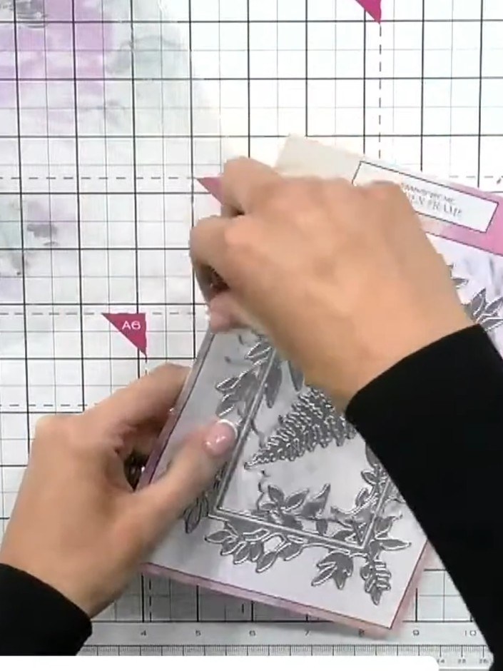 Step 1: Remove the stamps from the packaging. Separate the exterior die from the foliage die and centre die, keeping t
