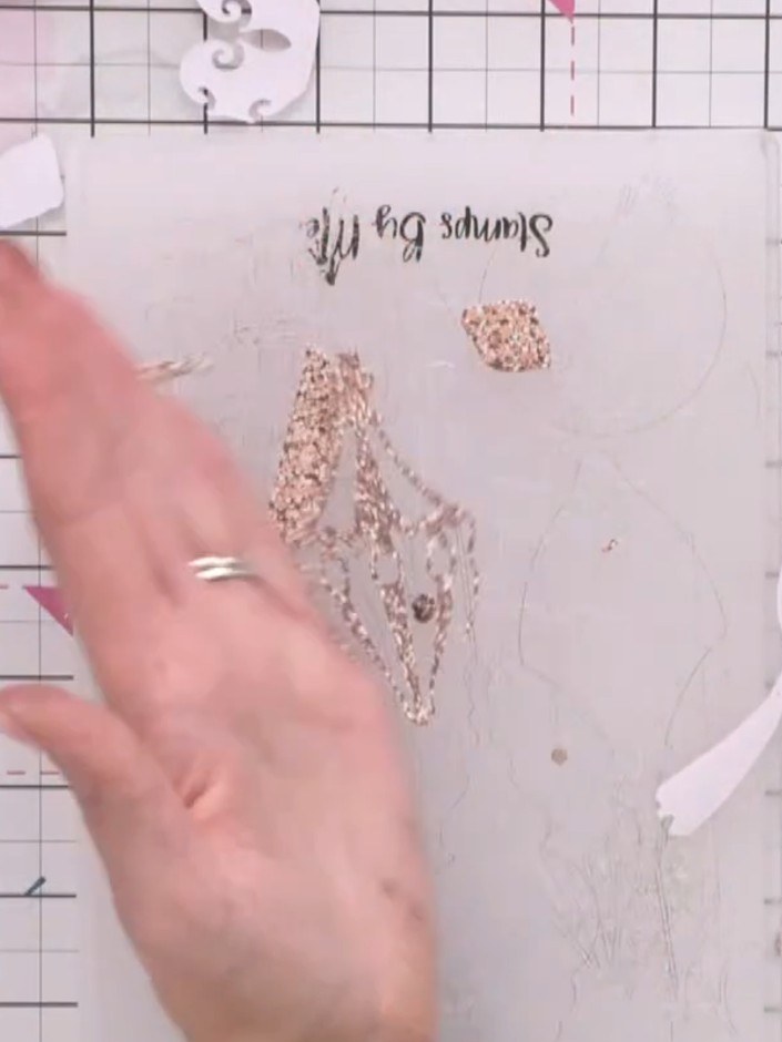 Step 5: Apply darker ink from the base upward on the second bauble, creating shading from bottom to top. Use the blend
