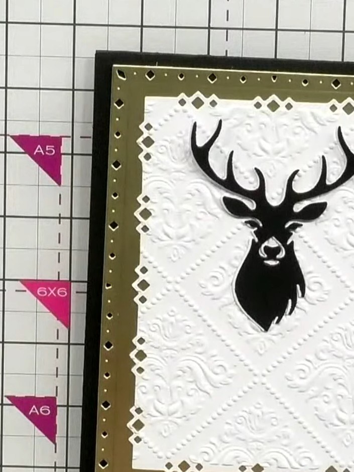Tarjeta con troqueles anidados Diamond Stitch y ciervo - the finished project