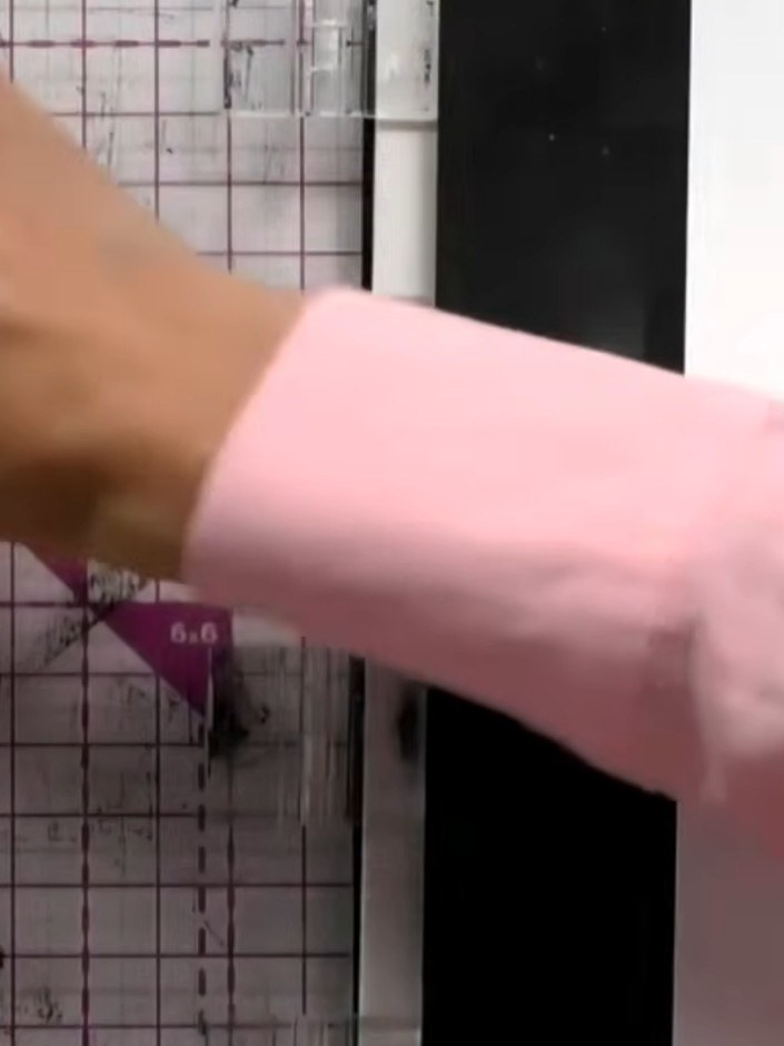 Step 1: Apply ink directly from multiple ink pads onto white or watercolour cardstock. Use different colours in the ar