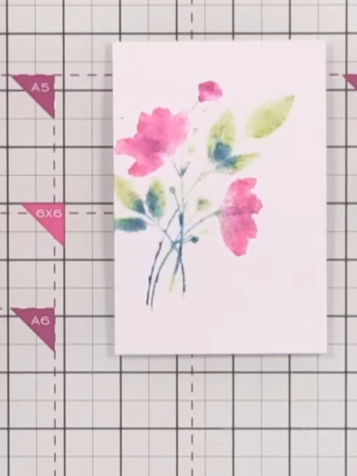 Tarjeta de flores con efecto acuarela por laminación y detalle de contorno - the finished project
